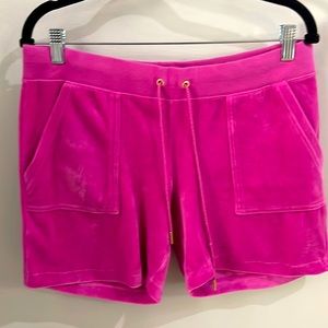 Juicy Shorts L